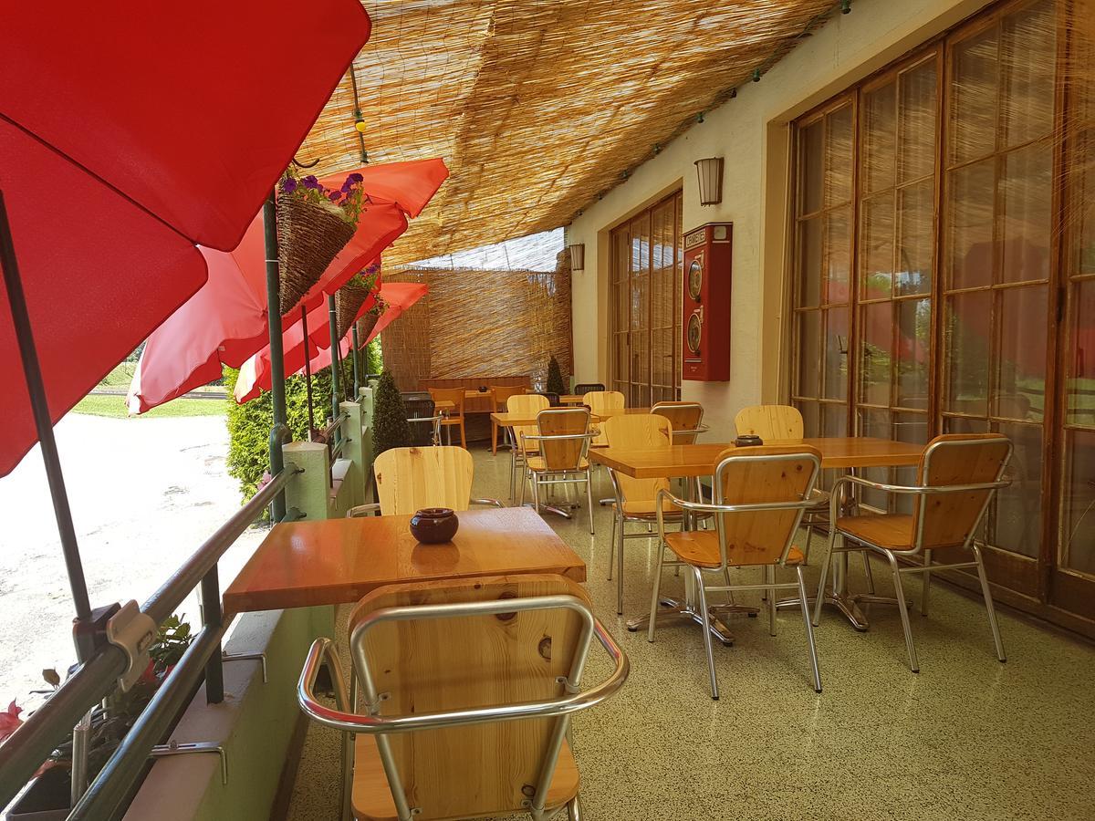 Hotel De La Gare, Vendlincourt Zewnętrze zdjęcie